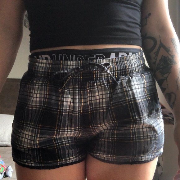 2/15$ LA VIE EN ROSE pj shorts - Picture 3 of 4